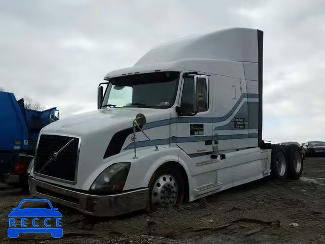 2011 VOLVO VN VNL 4V4NC9EJXBN295055 Bild 1