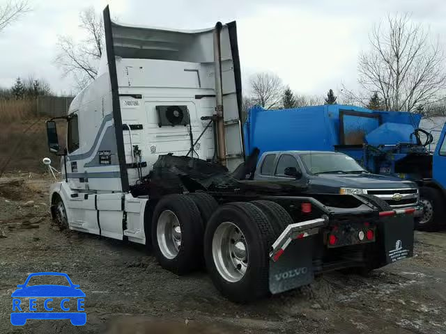 2011 VOLVO VN VNL 4V4NC9EJXBN295055 image 2