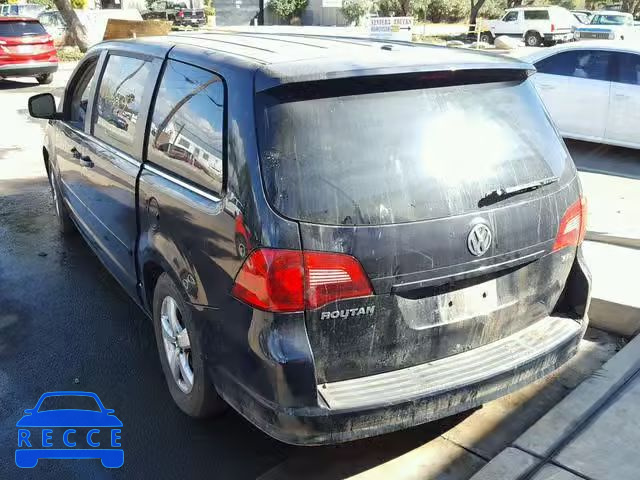 2010 VOLKSWAGEN ROUTAN SEL 2V4RW5DX5AR262720 image 2