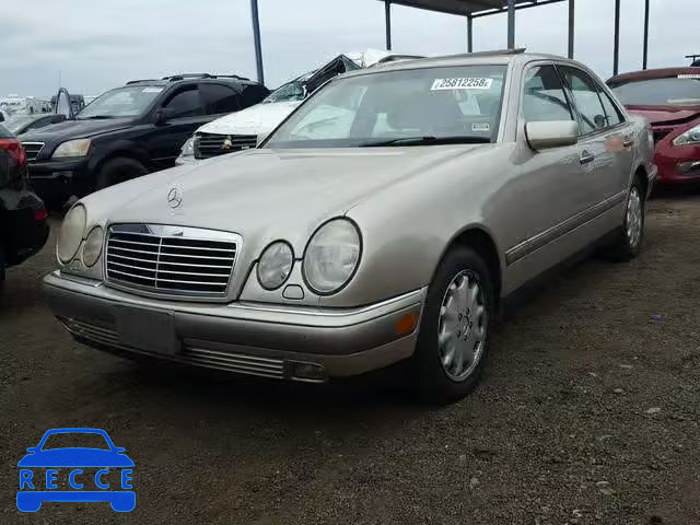 1997 MERCEDES-BENZ E 300D WDBJF20F8VA320170 Bild 1