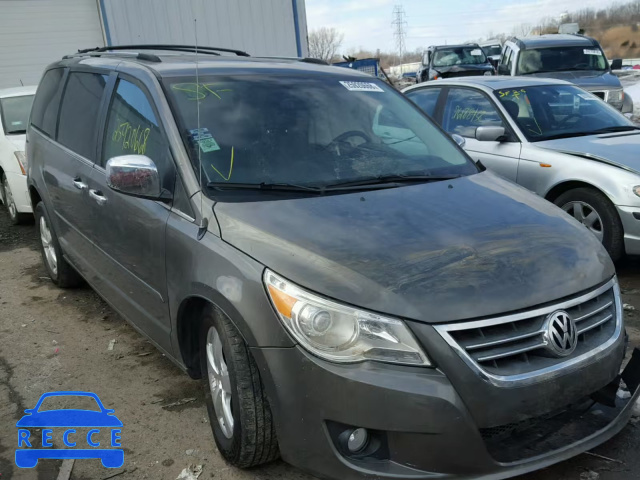 2010 VOLKSWAGEN ROUTAN SEL 2V4RW6DX6AR333400 image 0