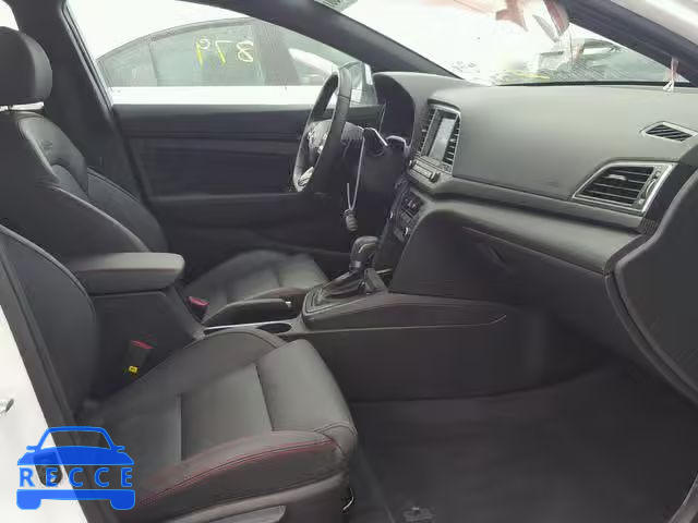 2018 HYUNDAI ELANTRA SP KMHD04LBXJU494573 image 4