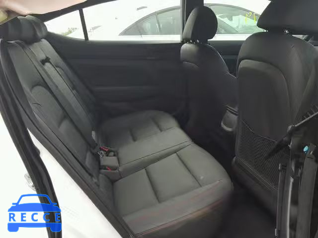 2018 HYUNDAI ELANTRA SP KMHD04LBXJU494573 image 5