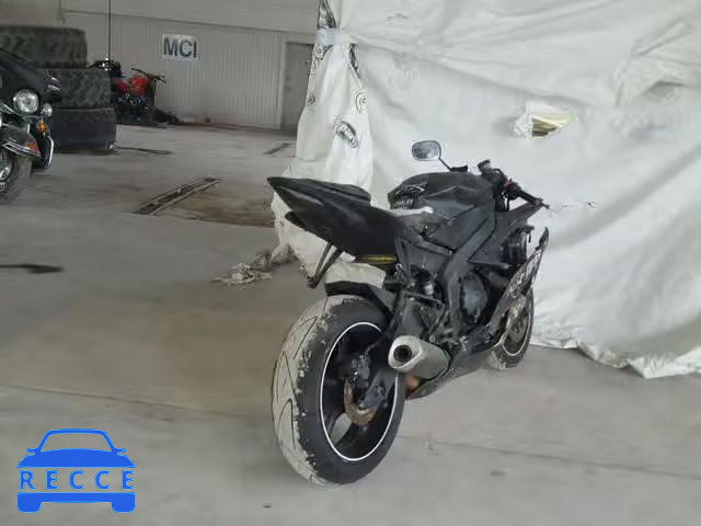 2013 YAMAHA YZFR6 JYARJ16E4DA028635 Bild 3