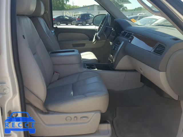 2011 GMC YUKON XL K 1GKS2KE35BR197980 image 4