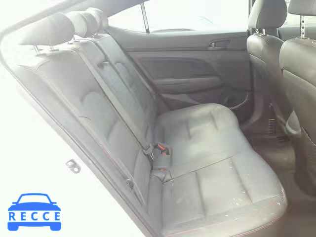 2017 HYUNDAI ELANTRA SP KMHD04LB8HU347940 image 5