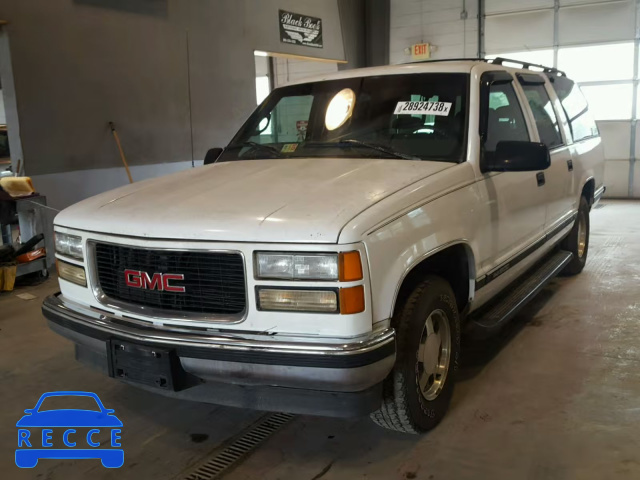 1997 GMC SUBURBAN C 1GKEC16R9VJ733212 image 1