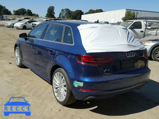 2016 AUDI A3 E-TRON WAUTPBFF6GA033635 Bild 2