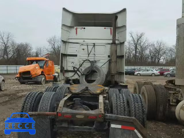 2005 VOLVO VN VNL 4V4NC9GHX5N390245 image 5