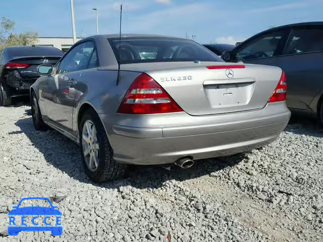 2003 MERCEDES-BENZ SLK 230 KO WDBKK49F13F288001 image 2