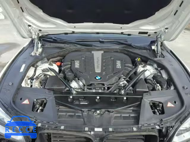 2015 BMW 750 LXI WBAYF8C57FD654046 Bild 6
