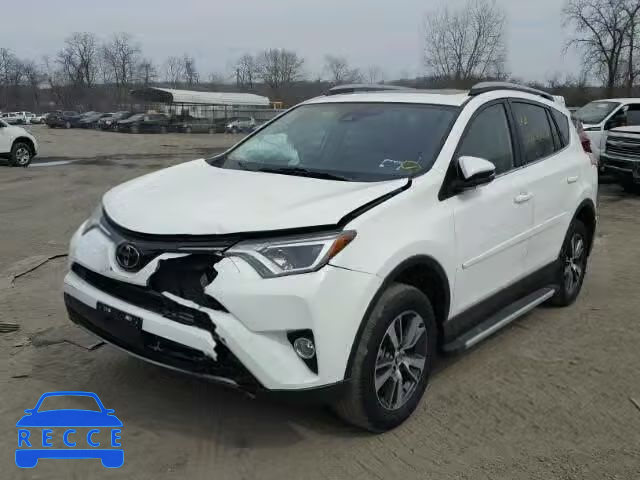 2018 TOYOTA RAV4 ADVEN JTMRFREV2JJ179393 image 1