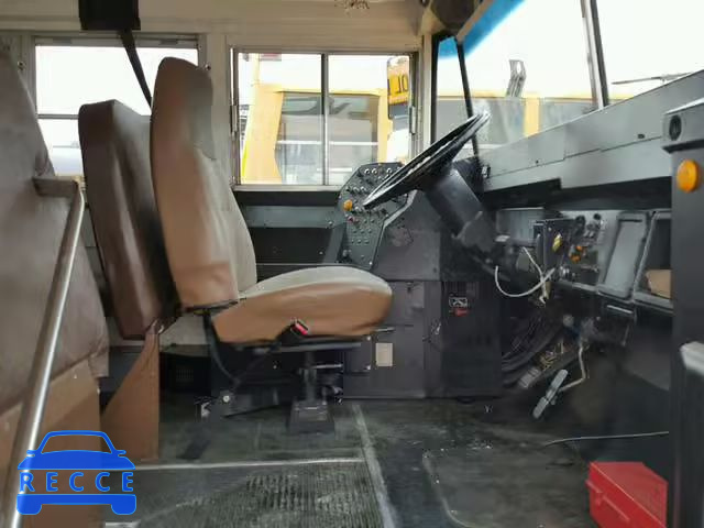 1997 INTERNATIONAL 3000 3800 1HVBBABN0VH497703 image 4