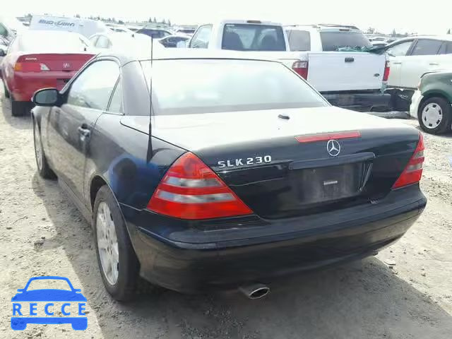 2001 MERCEDES-BENZ SLK 230 KO WDBKK49F61F205093 image 2