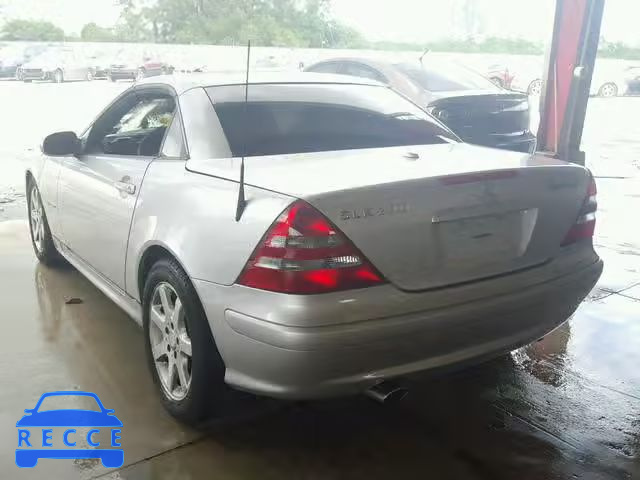 2003 MERCEDES-BENZ SLK 230 KO WDBKK49F93F290627 image 2