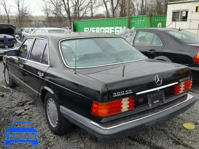 1990 MERCEDES-BENZ 300 SE WDBCA24E1LA490277 image 2