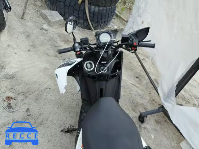 2016 YAMAHA YW125 RKRSEB1YXGA001096 Bild 4