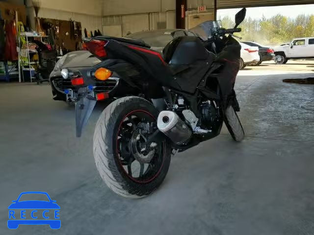 2017 YAMAHA YZFR3 MH3RH06YXHK016219 image 3