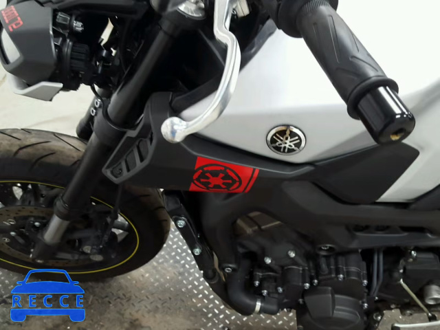 2017 YAMAHA FZ09 JYARN53E7HA000172 image 15