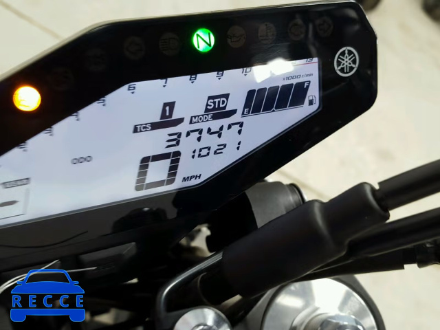 2017 YAMAHA FZ09 JYARN53E7HA000172 image 6