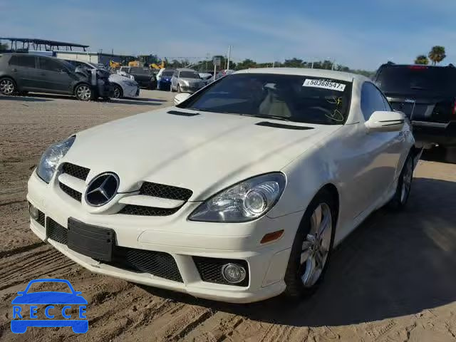 2011 MERCEDES-BENZ SLK 300 WDBWK5EA2BF242001 Bild 1