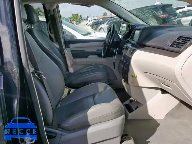 2014 VOLKSWAGEN ROUTAN SE 2C4RVABG1ER135266 зображення 4