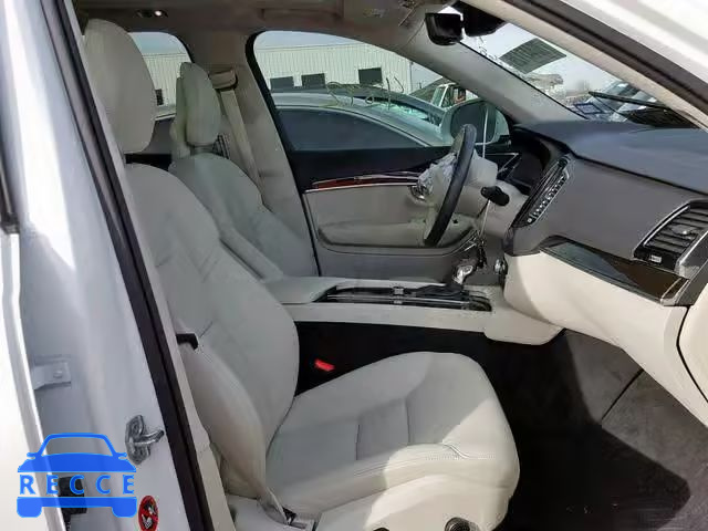 2018 VOLVO XC90 T5 YV4102CK7J1356595 image 4