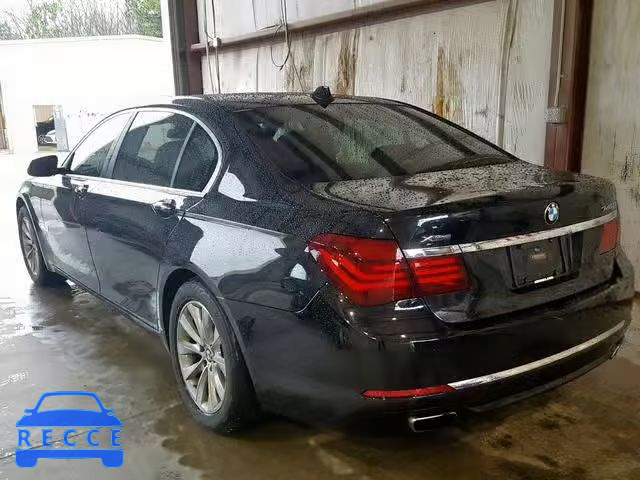 2013 BMW 740 LXI WBAYF4C59DDE23853 Bild 2