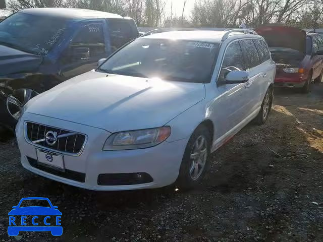 2010 VOLVO V70 3.2 YV1982BW4A1146615 image 1