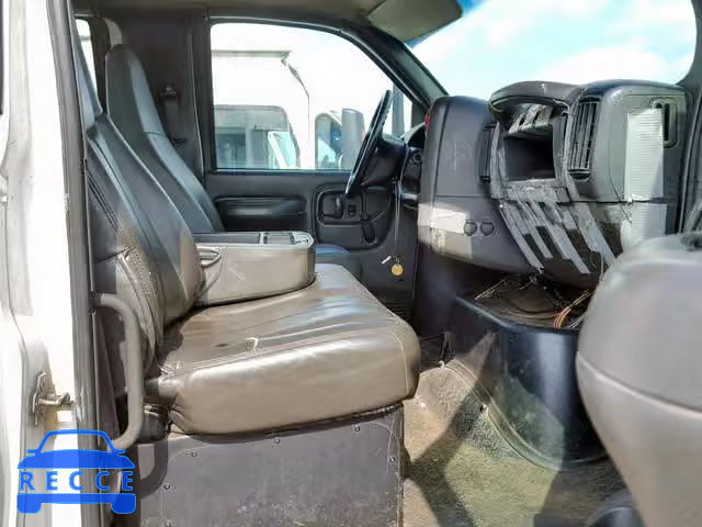 2006 GMC C7500 C7E0 1GDP7E1336F402421 image 4