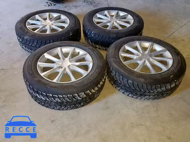 2011 TIRE TIRES RAV4 зображення 9