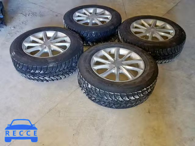 2011 TIRE TIRES RAV4 зображення 7