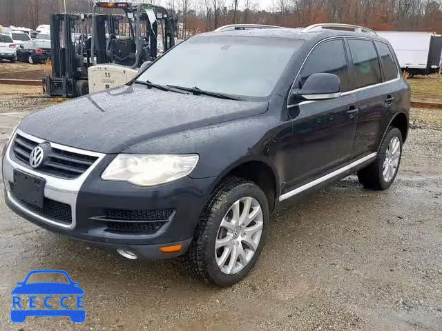 2010 VOLKSWAGEN TOUAREG TD WVGFK7A9XAD001138 image 1