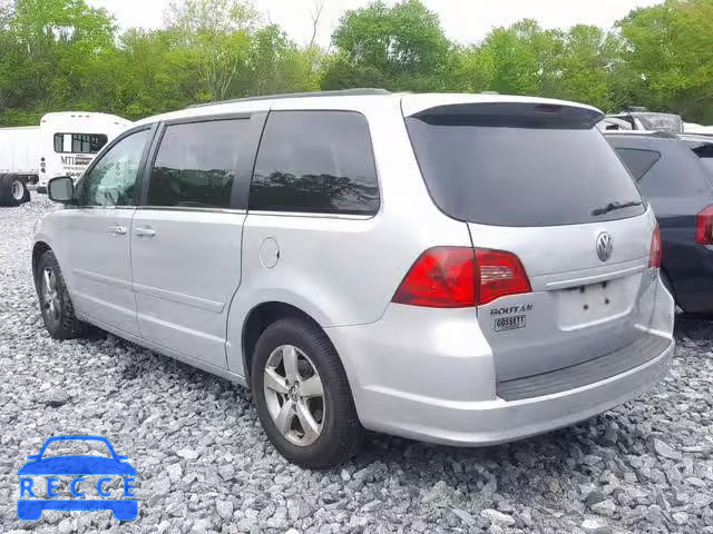 2011 VOLKSWAGEN ROUTAN SEL 2V4RW5DGXBR750093 зображення 2