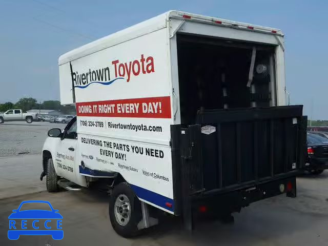 2009 GMC SIERRA C25 1GTHC44K69F186585 image 2