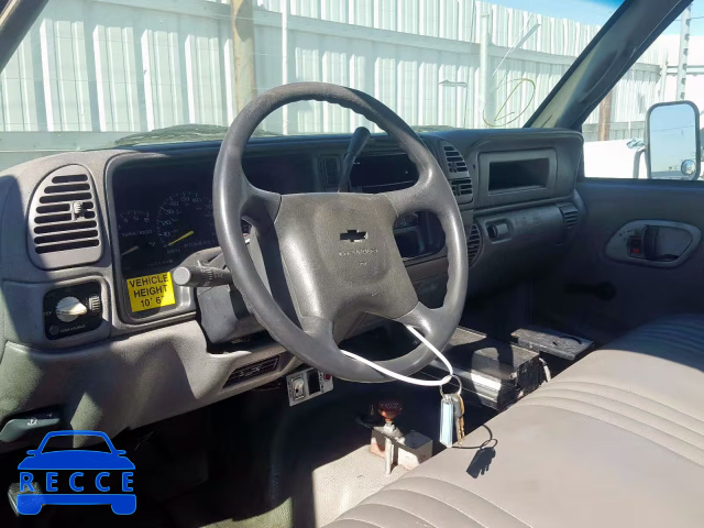 2002 CHEVROLET C3500-HD 3GBKC34G12M104137 image 9