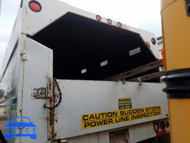 2004 GMC C7500 C7C0 1GDJ7C1C54F513561 image 2