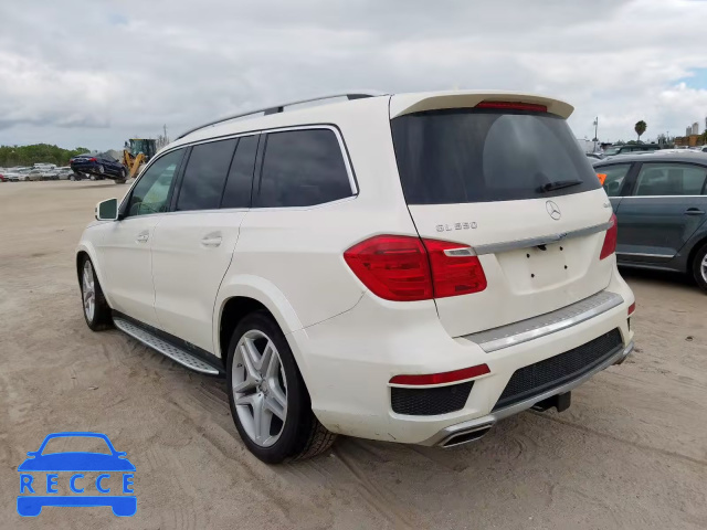 2016 MERCEDES-BENZ GL 550 4MA 4JGDF7DE4GA704457 image 2