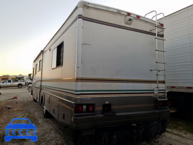 2000 FORD MOTORHOME 3FCNF53S3YJA06710 image 2