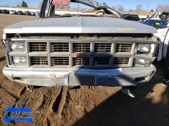 1981 GMC C2500 1GTGC24M2BJ503038 image 9