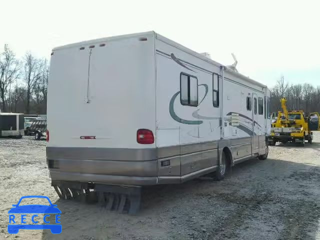 2000 FORD MH STRIPPE 3FCNF53SXYJA04808 image 3