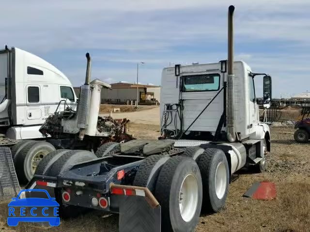 2011 VOLVO VNL 4V4NC9EH5BN528319 image 3