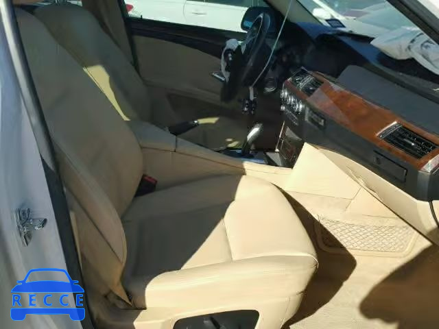 2009 BMW 528I WBANU53599C117390 image 4