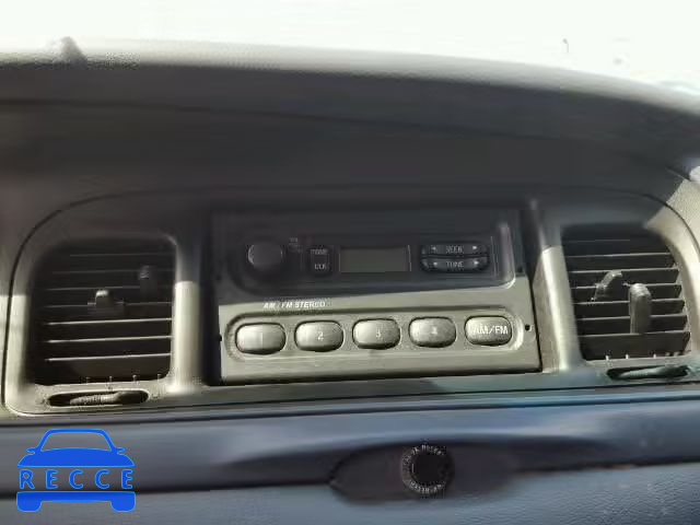 2000 FORD CROWN VIC 2FAFP71W4YX159785 Bild 8