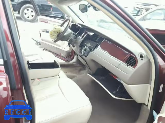 2003 LINCOLN TOWN CAR C 1LNHM83W33Y650352 Bild 4