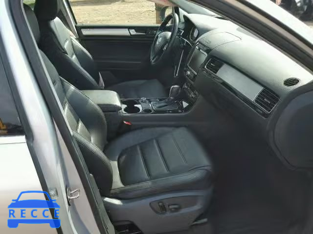 2012 VOLKSWAGEN TOUAREG V6 WVGFF9BP7CD001954 image 4