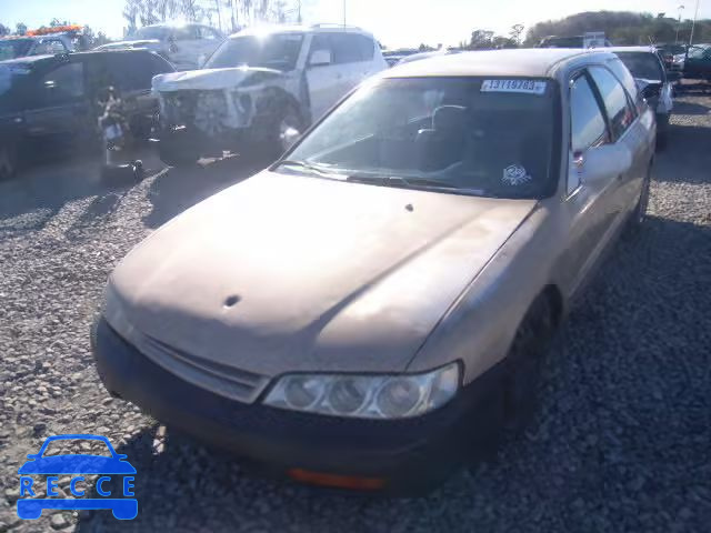 1996 HONDA ACCORD LX 1HGCE1827TA006890 image 1