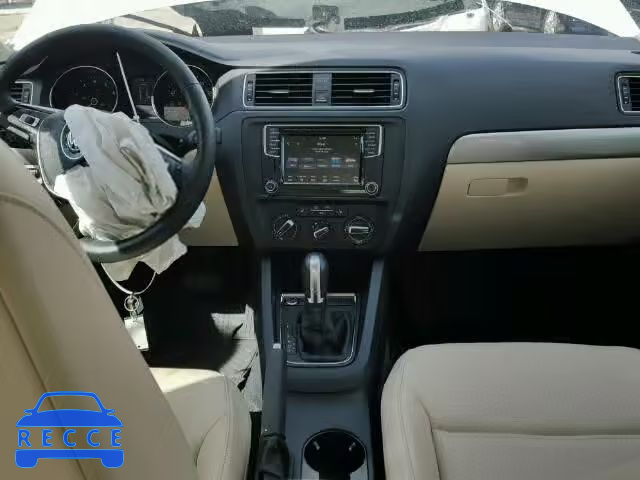 2017 VOLKSWAGEN JETTA SE 3VWDB7AJ2HM289982 image 8