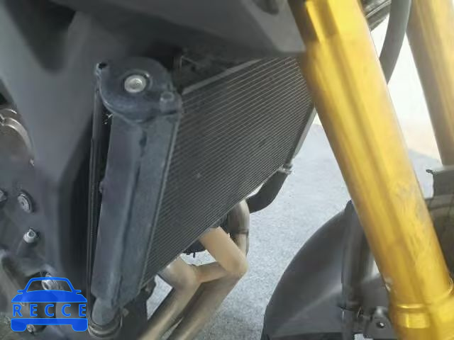 2015 YAMAHA FZ09 JYARN33E9FA007755 image 17