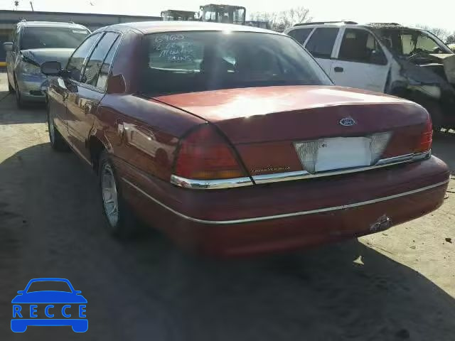 1998 FORD CROWN VICT 2FAFP74W3WX176960 image 2